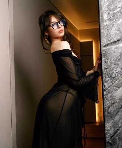Kandivali aged housewife Call Girl